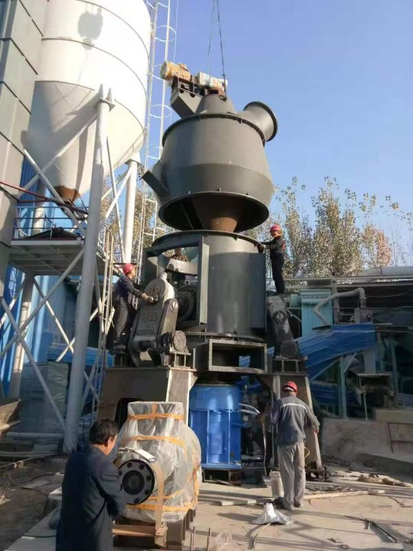 山东年产20万吨电厂脱硫粉生产线安装现场（两套）